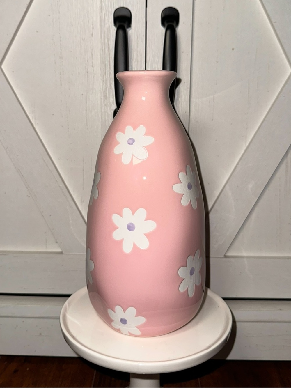 Pink Daisy Embossed Ceramic Vase